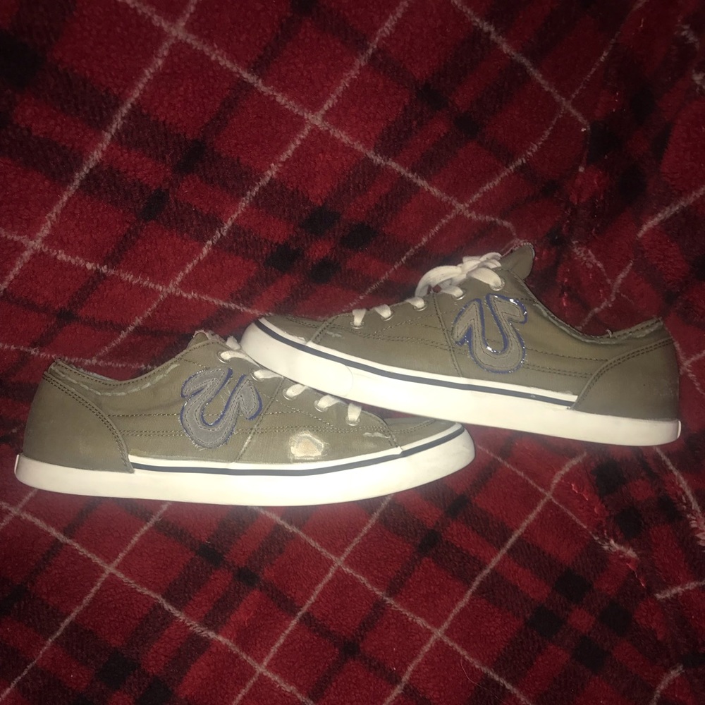 Men’s True Religion shoes
